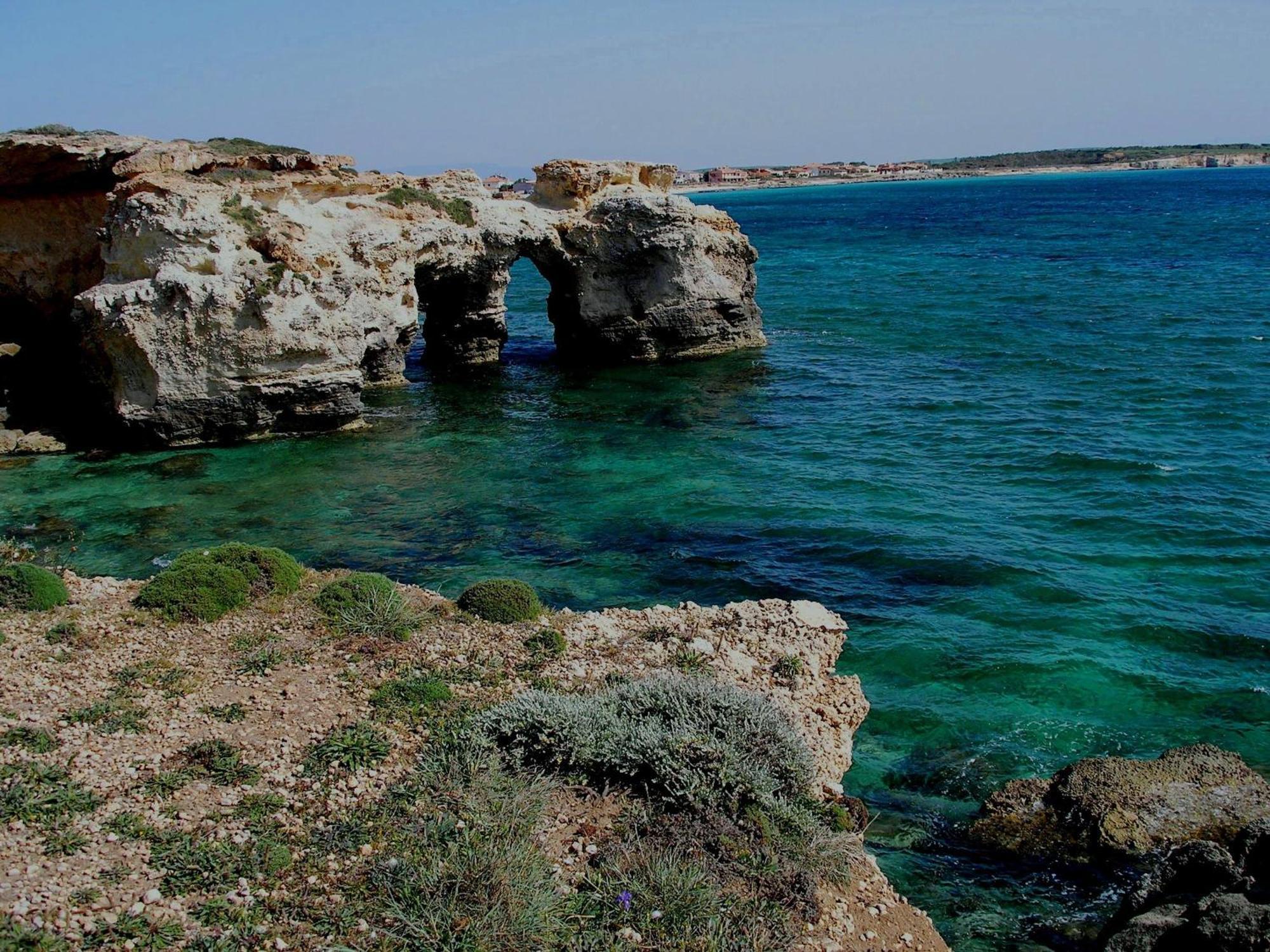 Albergo Residenziale Menhirs Putzu Idu Buitenkant foto